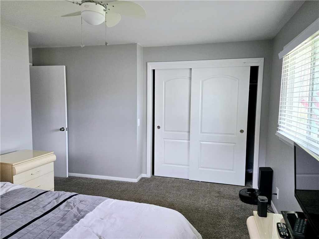 41 Hillhurst Lane Irondequoit, NY 14617 - Photo 12 of 42 And a large double closet.