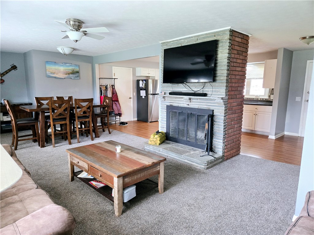 41 Hillhurst Lane Irondequoit, NY 14617 - Photo 42 of 42 Talk about OPEN floor plans!