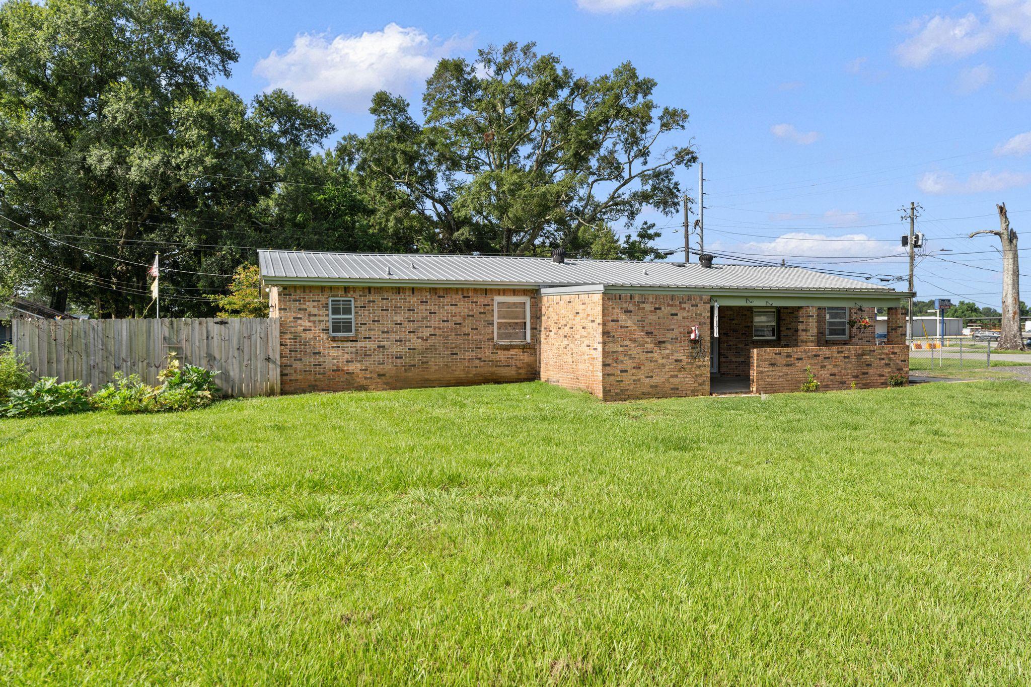 306 West Banyan Street Bay Minette, AL 36507 - Photo 31 of 34 Back Of Structure