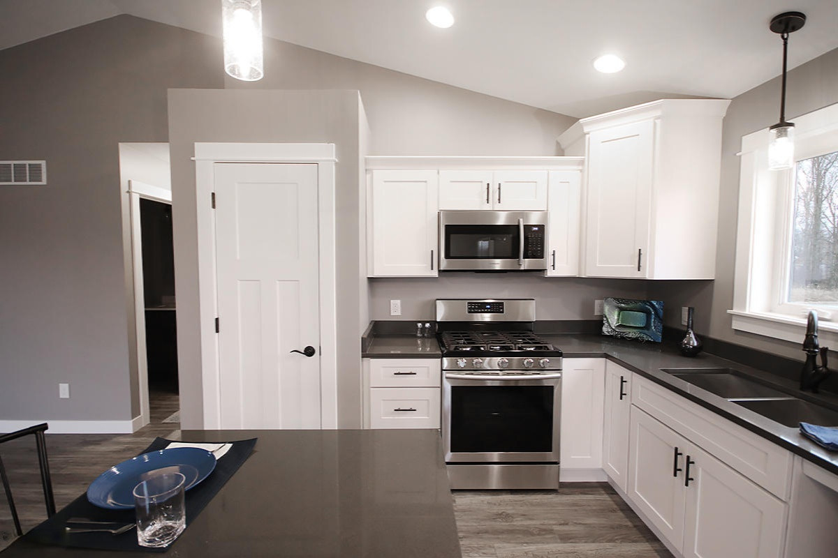 71314 Embassy Road Edwardsburg, MI 49112 - Photo 13 of 42 IMG_7188