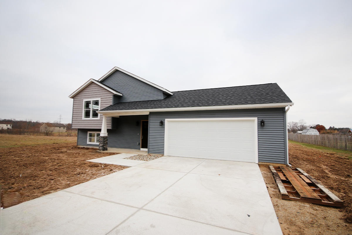71314 Embassy Road Edwardsburg, MI 49112 - Photo 39 of 42 IMG_7246