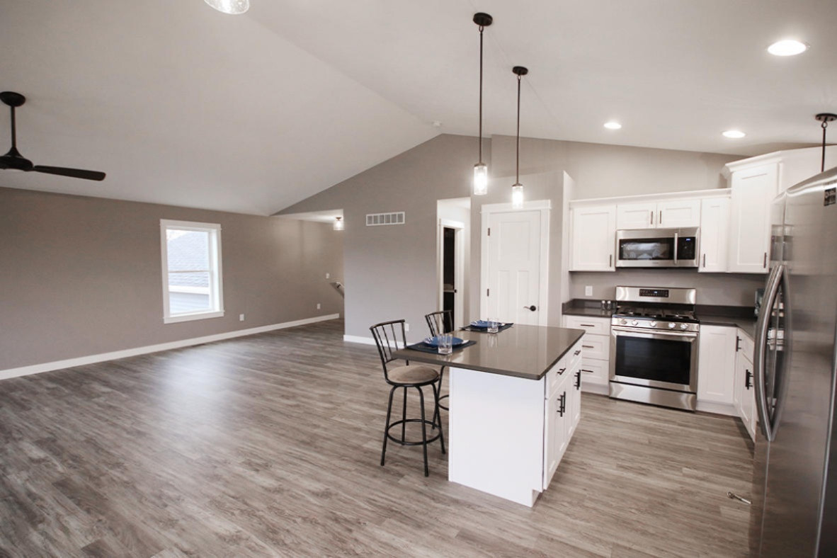 71314 Embassy Road Edwardsburg, MI 49112 - Photo 10 of 42 IMG_7182