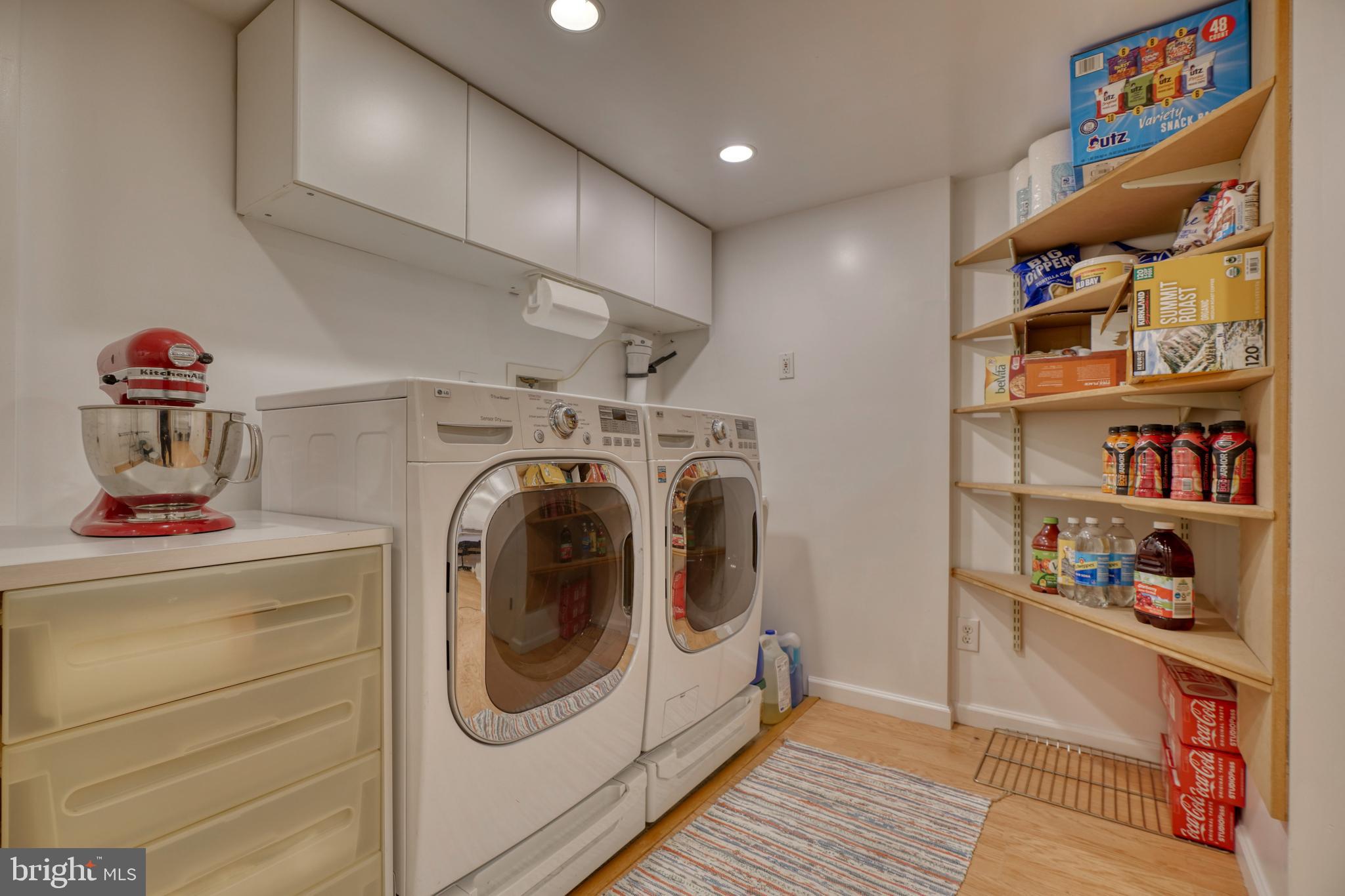 458 Trappe Road Dundalk, MD 21222 - Photo 37 of 50 LG True Steam Pedestal Washer & Dryer!