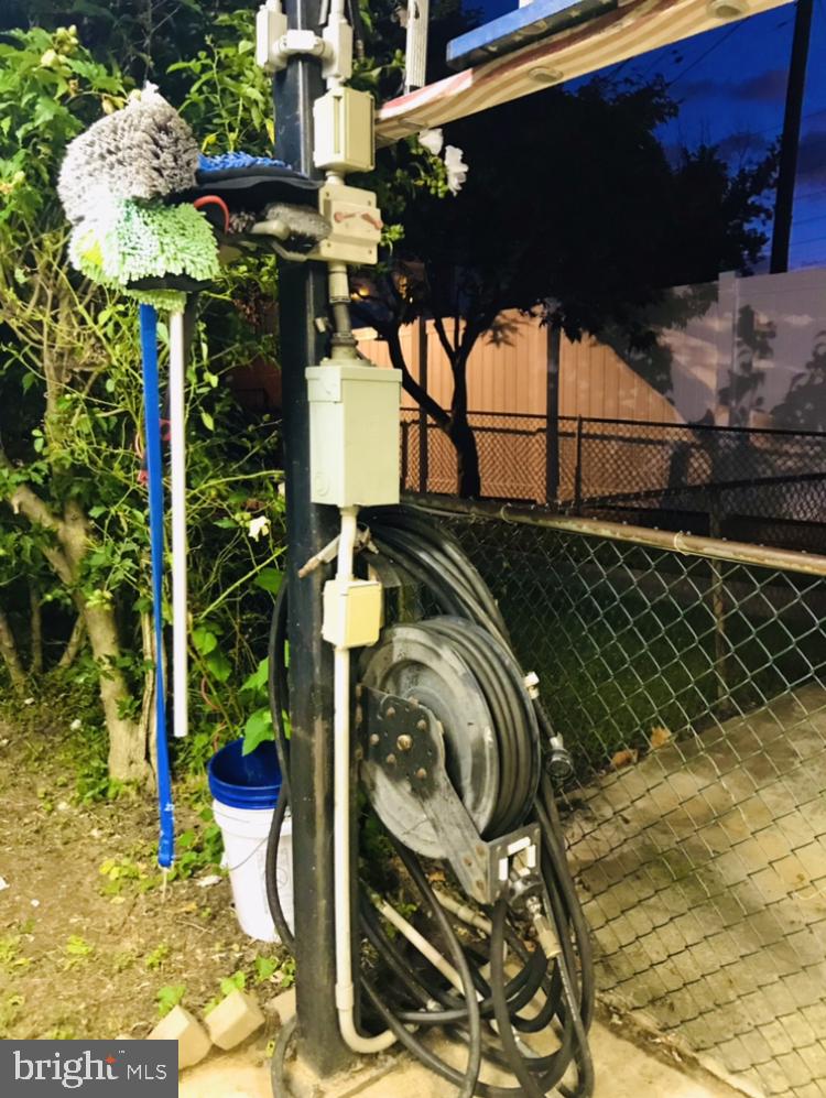 458 Trappe Road Dundalk, MD 21222 - Photo 44 of 50 AIR COMPRESSOR & WATER HOSE w/TEMP CONTROL!