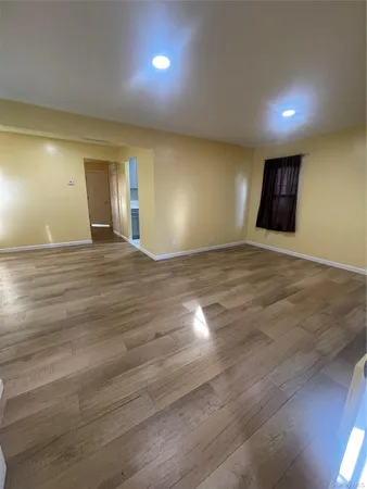 $3,300 | 2585 Beach Drive, Unit 1, Merrick, NY 11566
