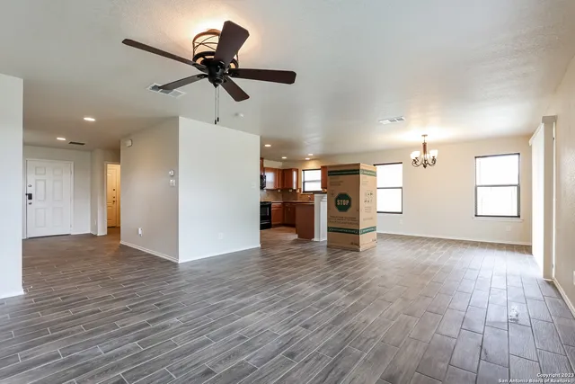 $1,770 | 6622 San Miguel Way, Converse, TX 78109