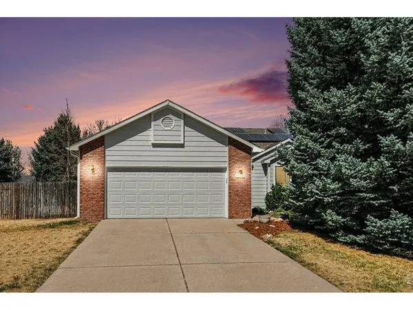 $512,500 | 1210 Creekwood Court, Windsor, CO 80550