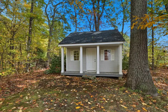 $777,000 | 13 Cottonwood Road, Plaistow, NH 03865