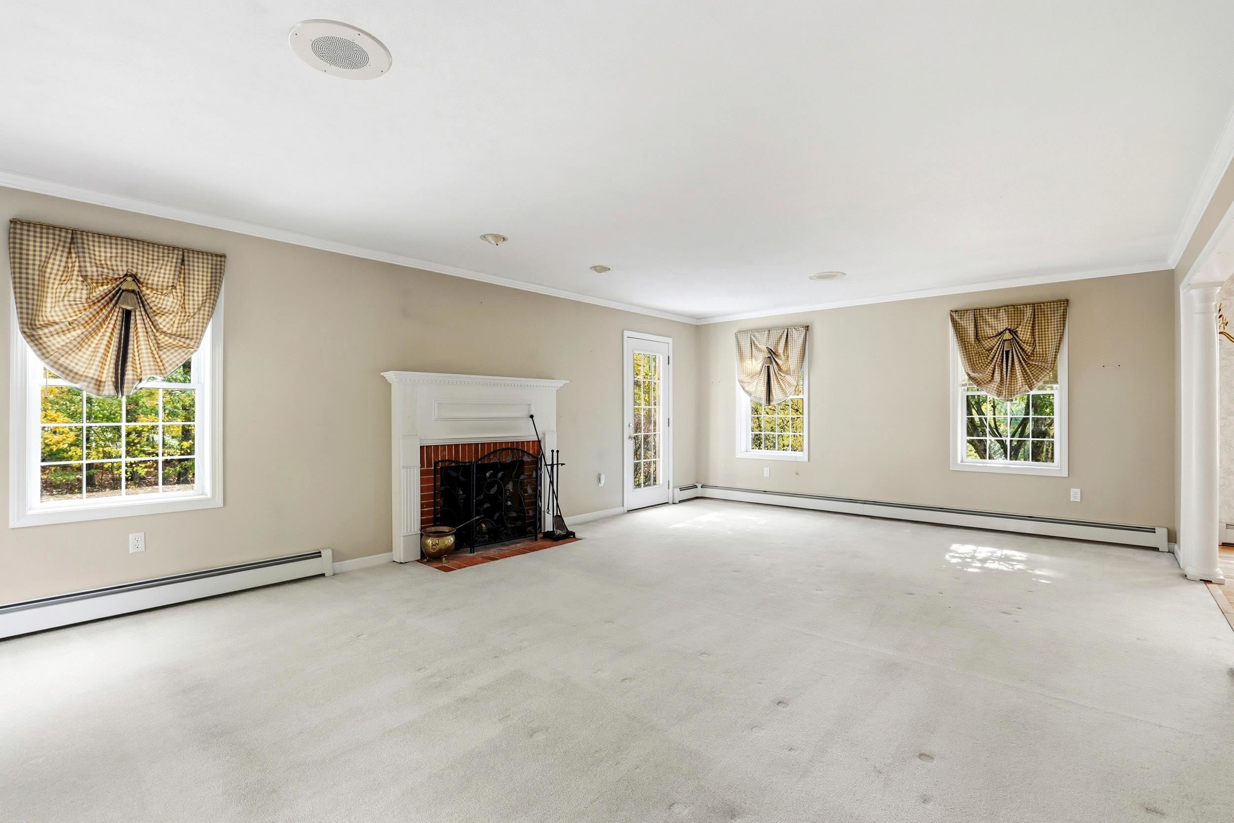 13 Cottonwood Road Plaistow, NH 03865 - Photo 9 of 31