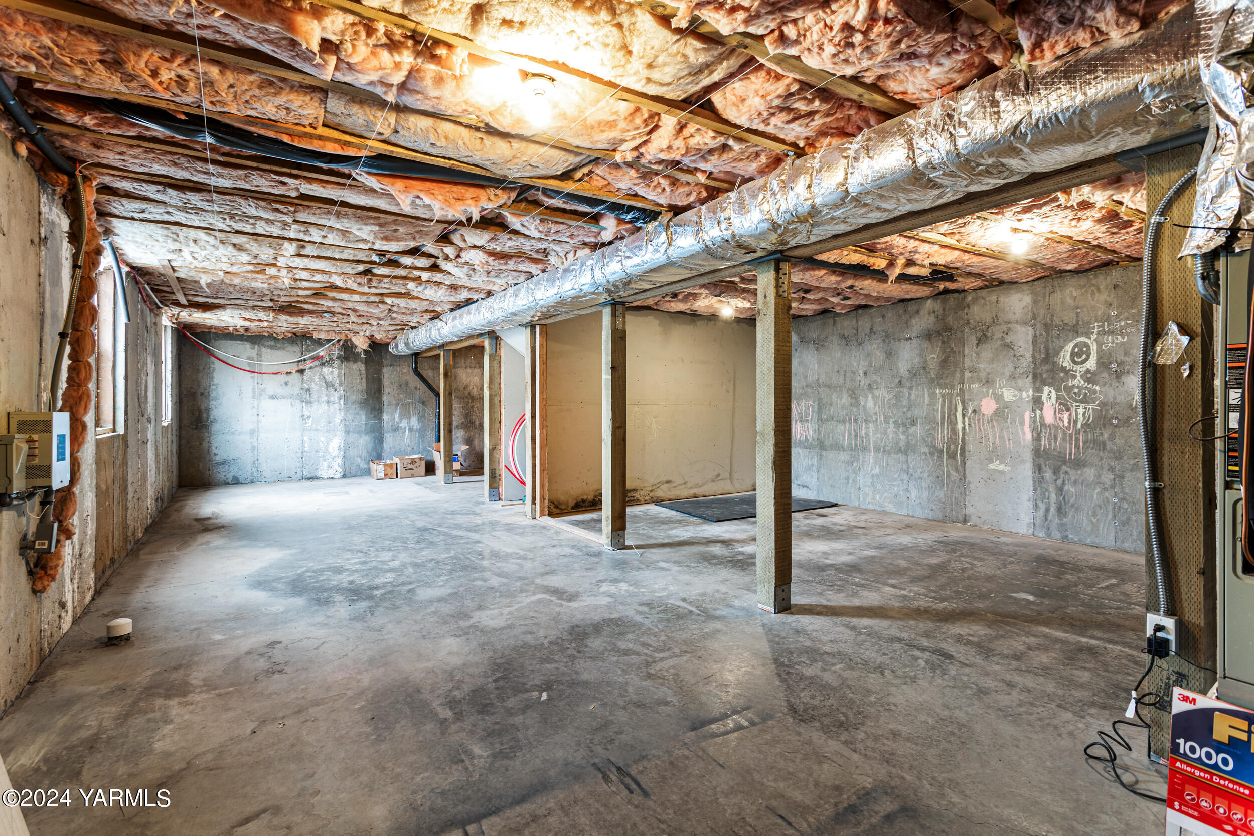 633 Hancock Road Cowiche, WA 98923 - Photo 50 of 53 a view of empty room with wooden floor