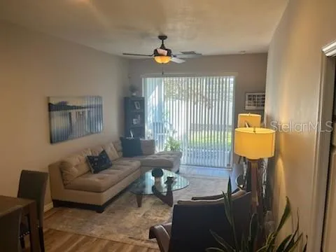 $2,195 | 469 Glastonbury Drive, Orlando, FL 32825