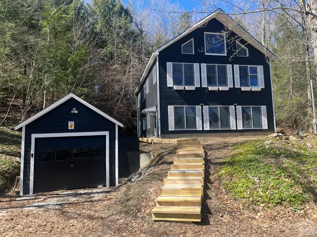 $2,000 | 105 McNamee Road, Canaan, NY 12029