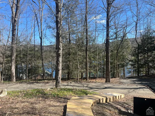 $2,000 | 105 McNamee Road, Canaan, NY 12029