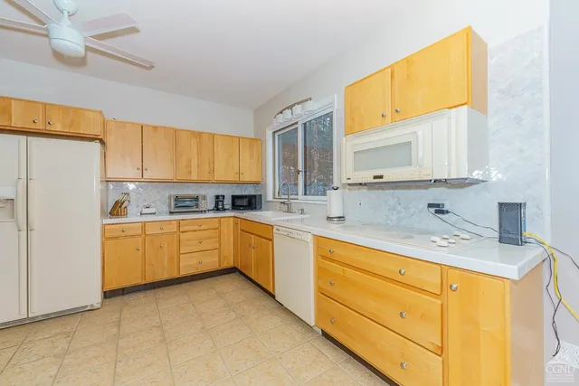 $2,000 | 105 McNamee Road, Canaan, NY 12029