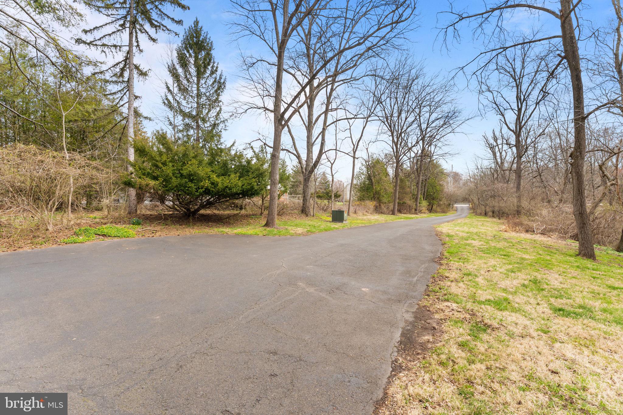 880 Troxel Road Lansdale, PA 19446 - Photo 33 of 36