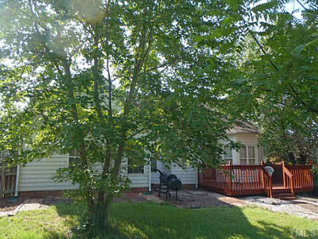5832 Solitude Way Durham, NC 27713 - Photo 14 of 20 Back Yard