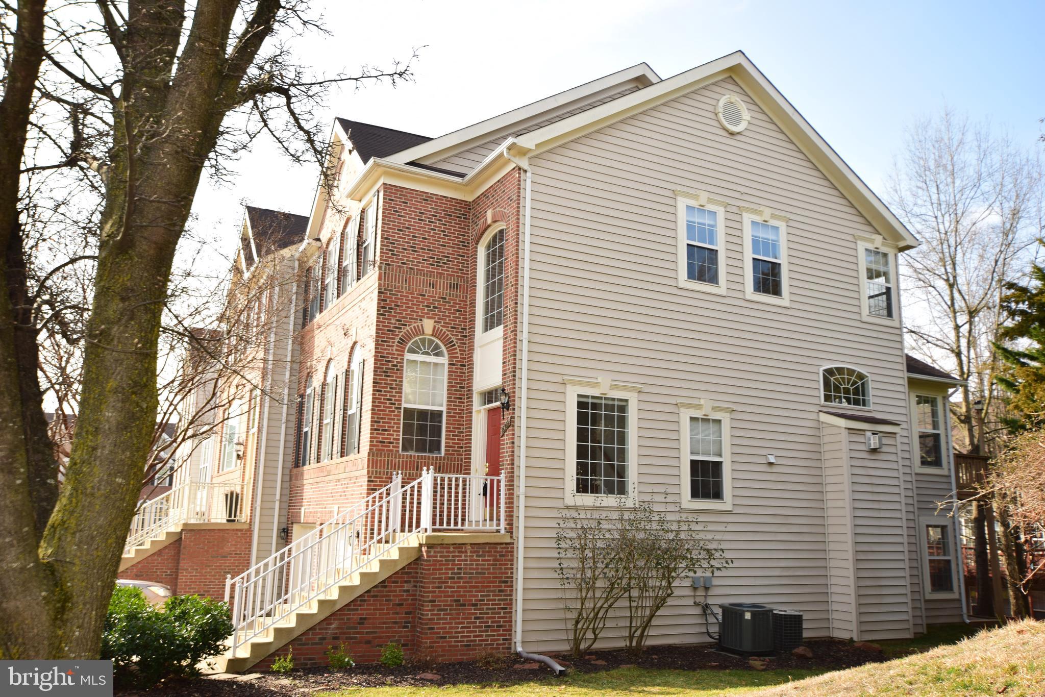 18303 Mill Ridge Terrace Leesburg, VA 20176 - Photo 2 of 58 Gallery Image 2