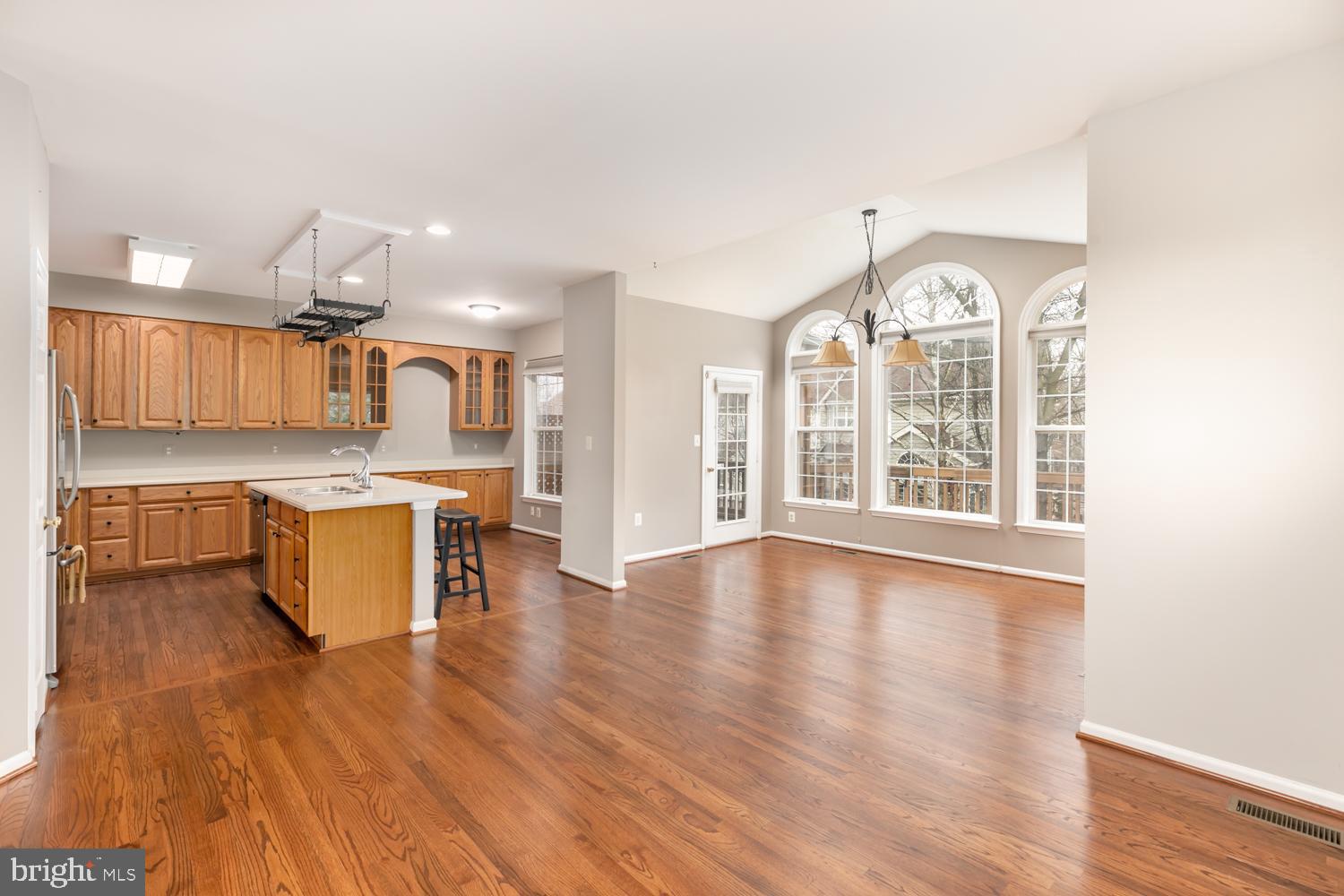 18303 Mill Ridge Terrace Leesburg, VA 20176 - Photo 11 of 58 Gallery Image 11