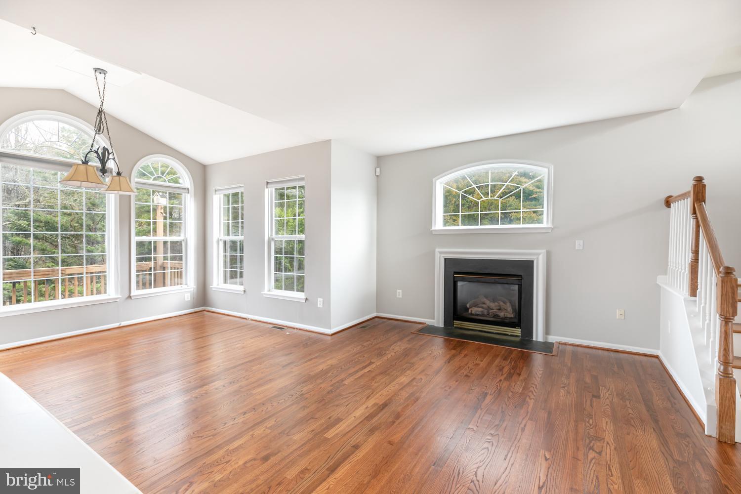 18303 Mill Ridge Terrace Leesburg, VA 20176 - Photo 12 of 58 Gallery Image 12