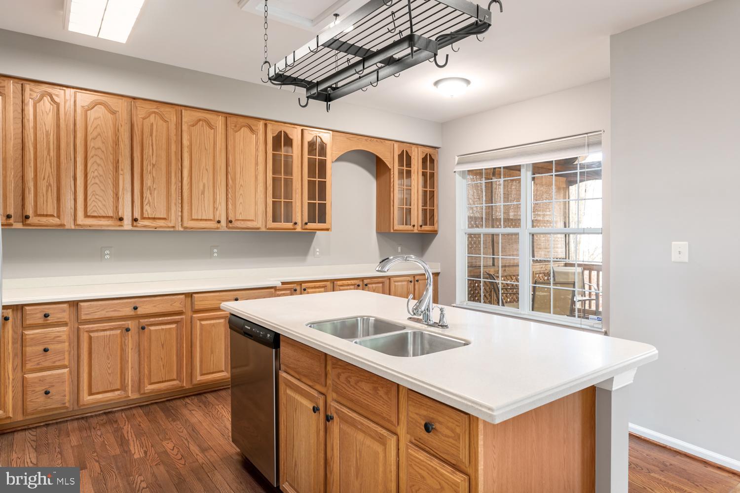 18303 Mill Ridge Terrace Leesburg, VA 20176 - Photo 17 of 58 Gallery Image 17