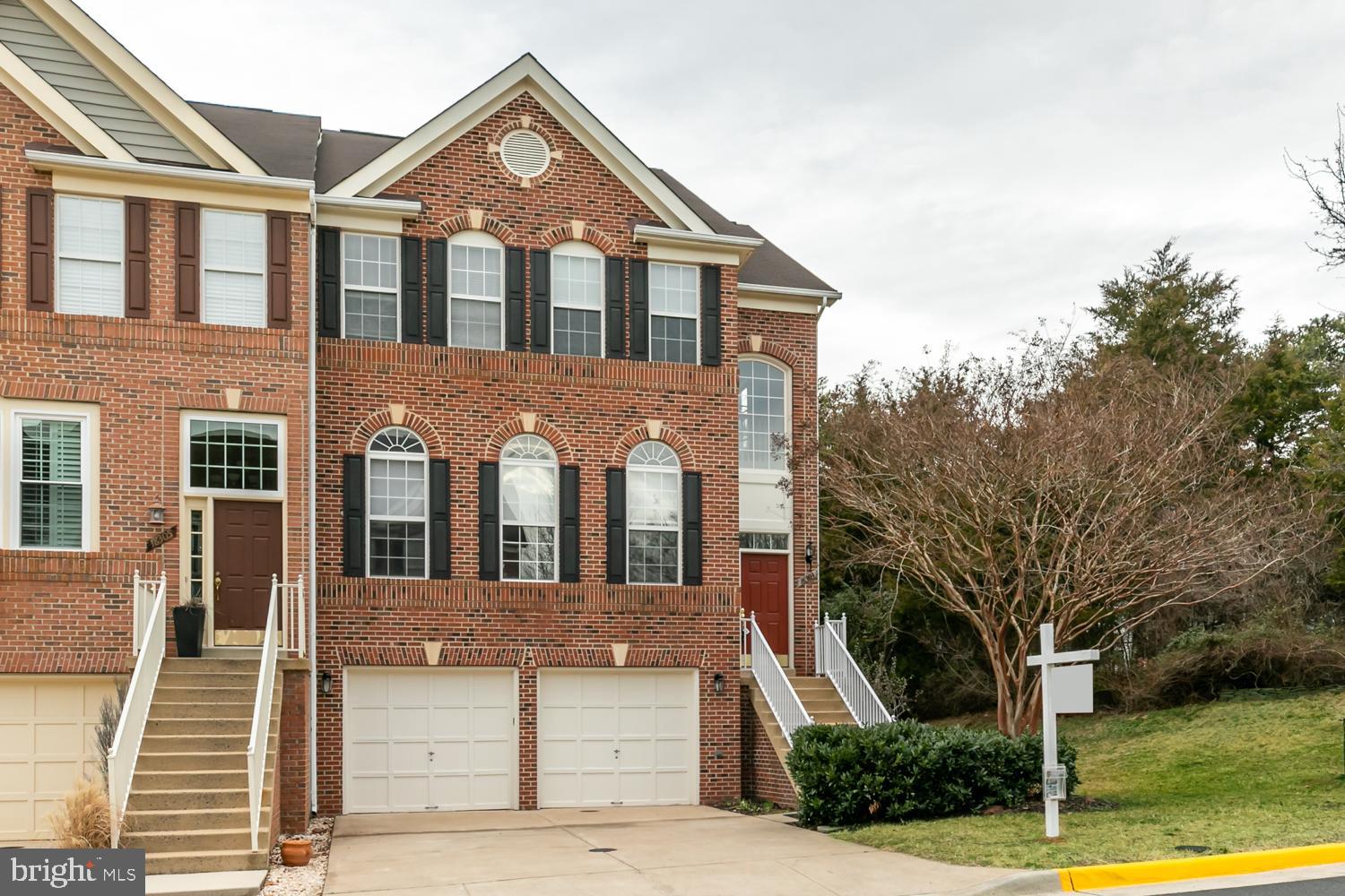 18303 Mill Ridge Terrace Leesburg, VA 20176 - Photo 3 of 58 Gallery Image 3