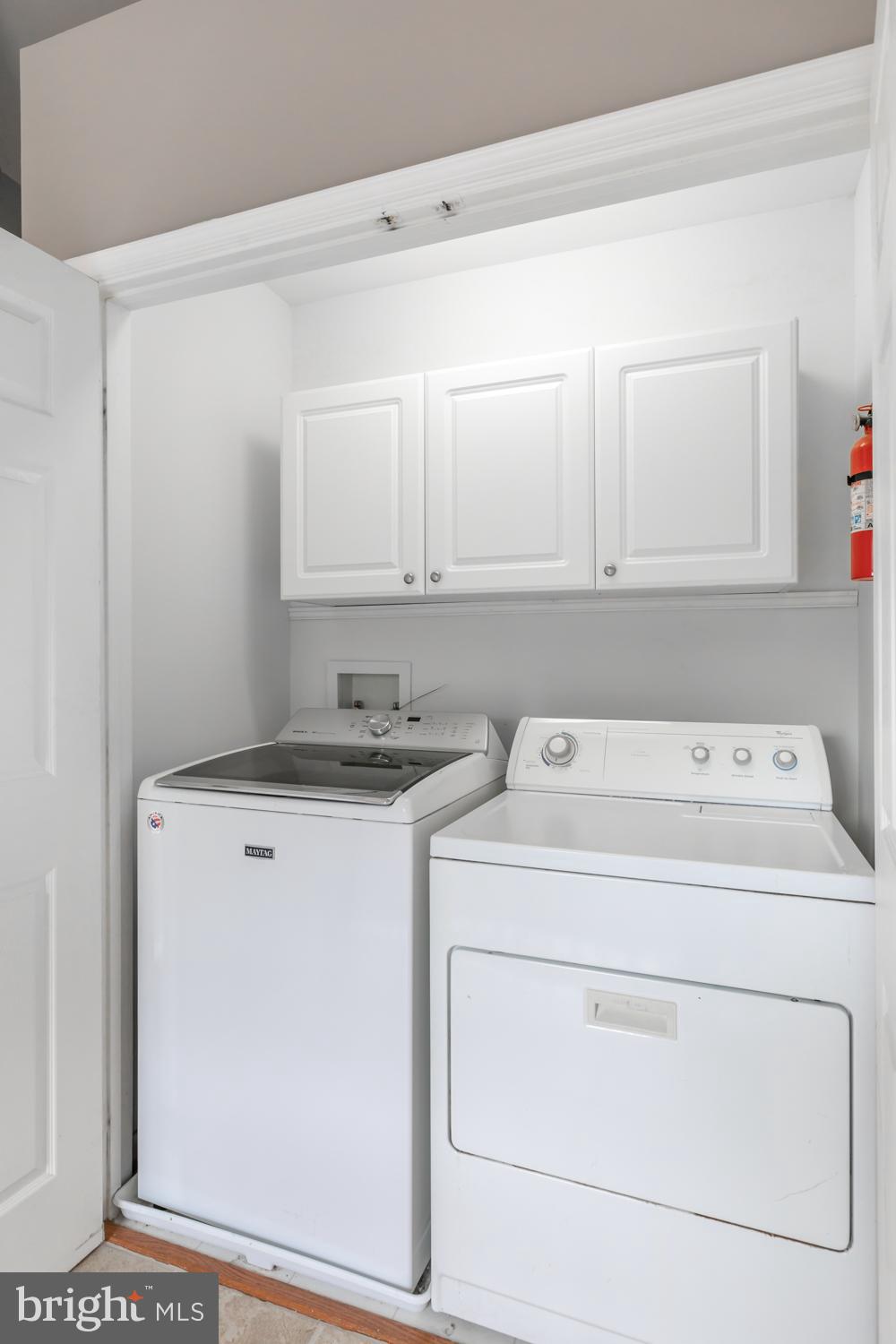 18303 Mill Ridge Terrace Leesburg, VA 20176 - Photo 32 of 58 Gallery Image 32