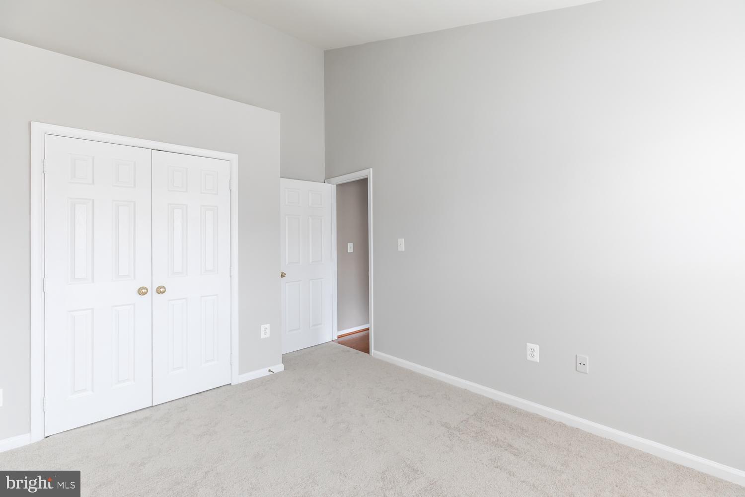 18303 Mill Ridge Terrace Leesburg, VA 20176 - Photo 37 of 58 Gallery Image 37