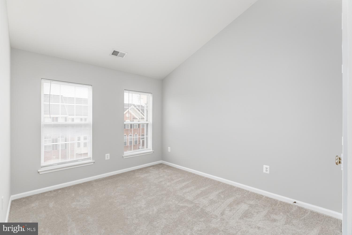 18303 Mill Ridge Terrace Leesburg, VA 20176 - Photo 38 of 58 Gallery Image 38