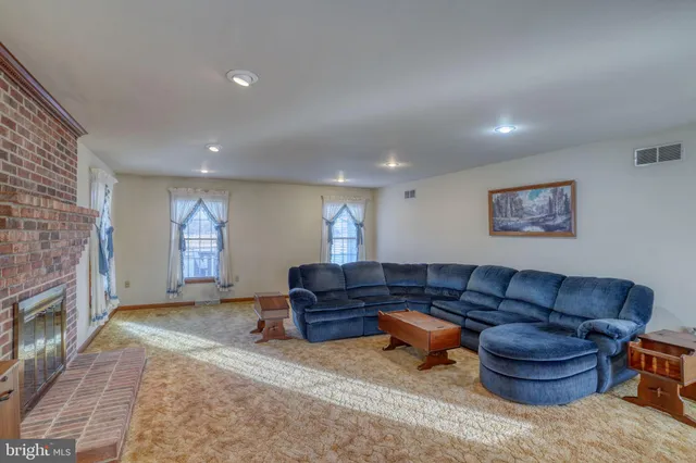 $599,990 | 4059 Paradise Alley Road, Felton, DE 19943