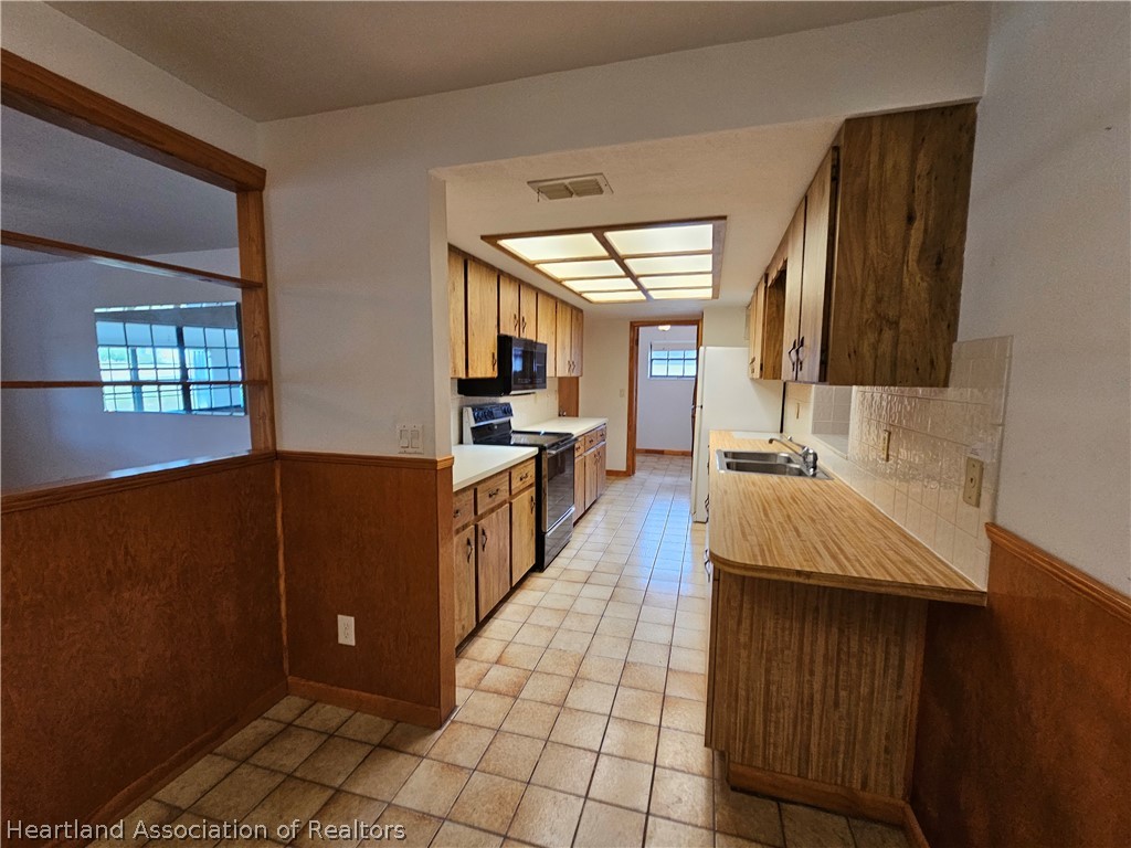 6501 Pioneer Road Sebring, FL 33876 - Photo 8 of 46 Gallery Image 8