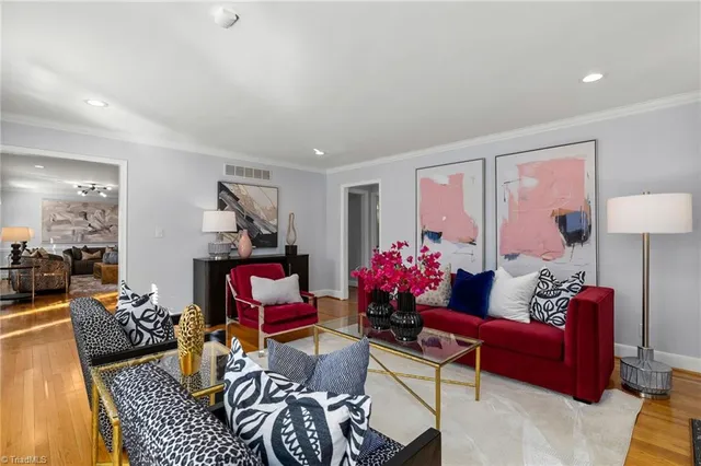 $1,050,000 | 32 Kemp Road East, Greensboro, NC 27410