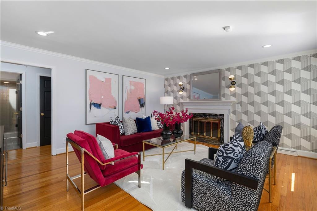 32 Kemp Road East Greensboro, NC 27410 - Photo 5 of 50