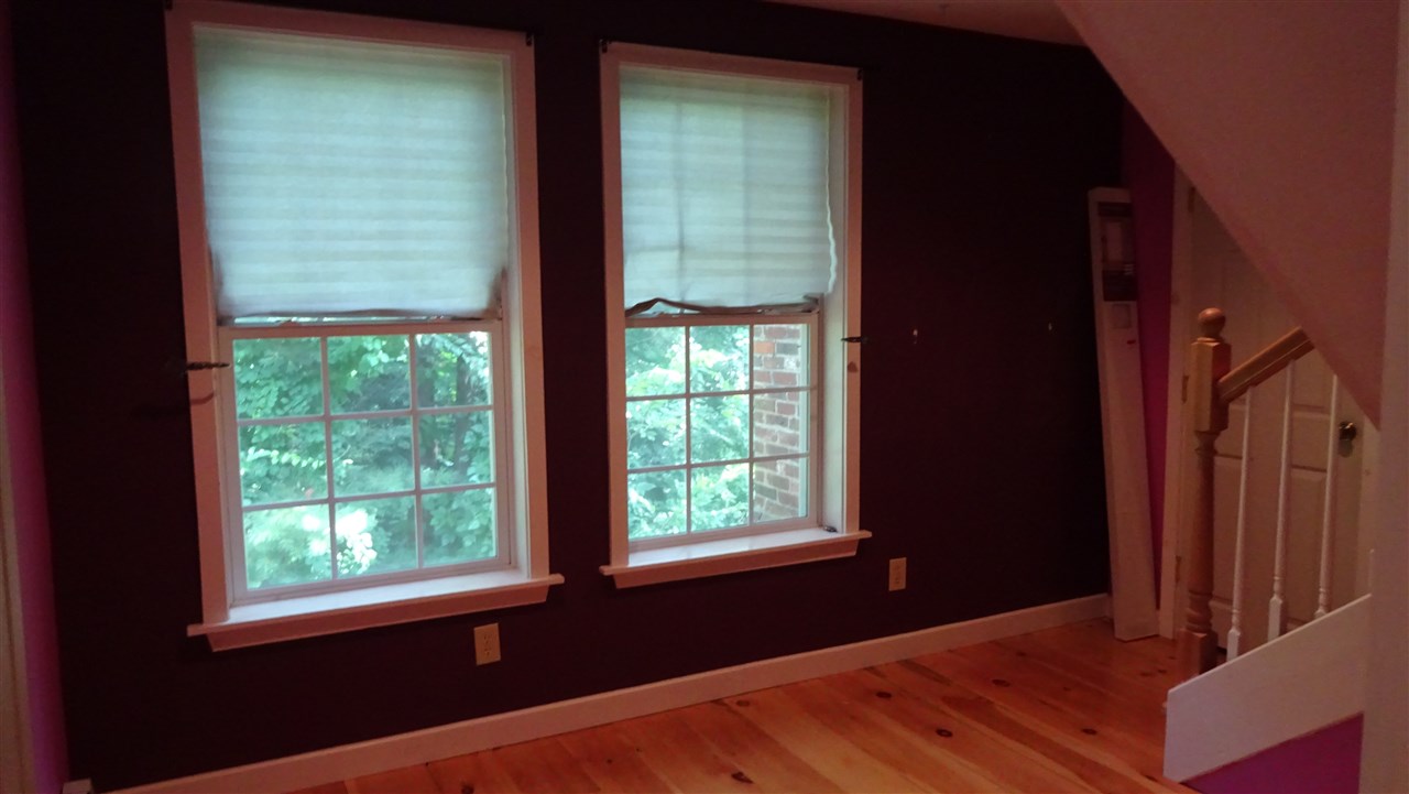 22 Hampton Falls Road Exeter, NH 03833 - Photo 17 of 40