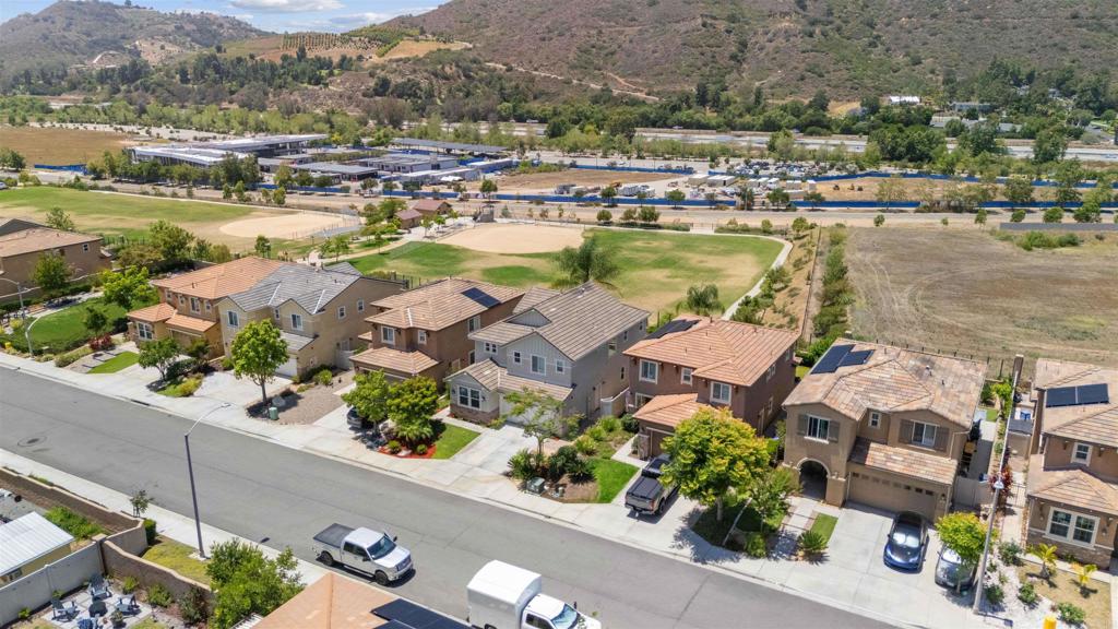 35664 Asturian Way Fallbrook, CA 92028 - Photo 48 of 56