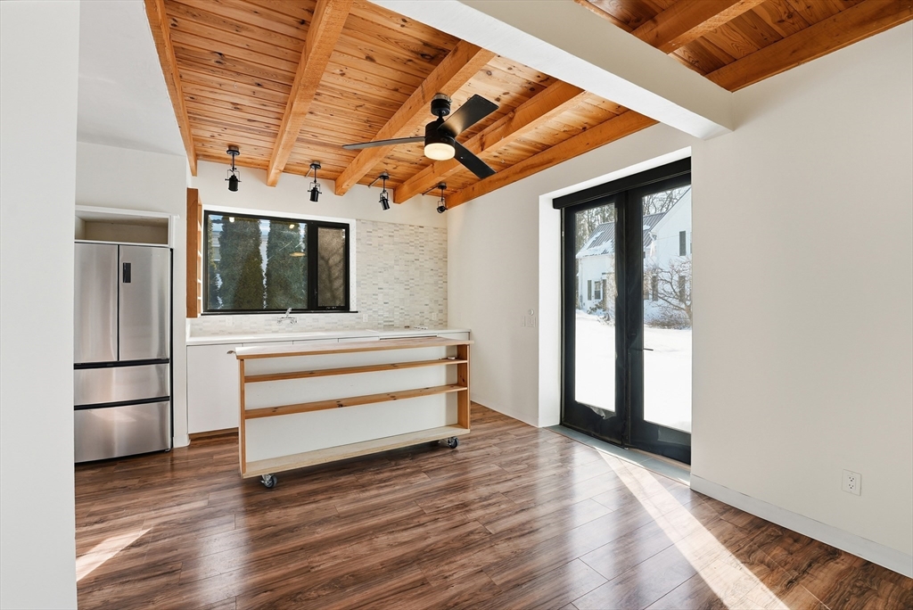 2 Juniper Place Northampton, MA 01062 - Photo 11 of 41