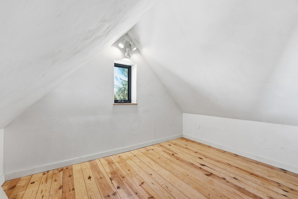 2 Juniper Place Northampton, MA 01062 - Photo 30 of 41