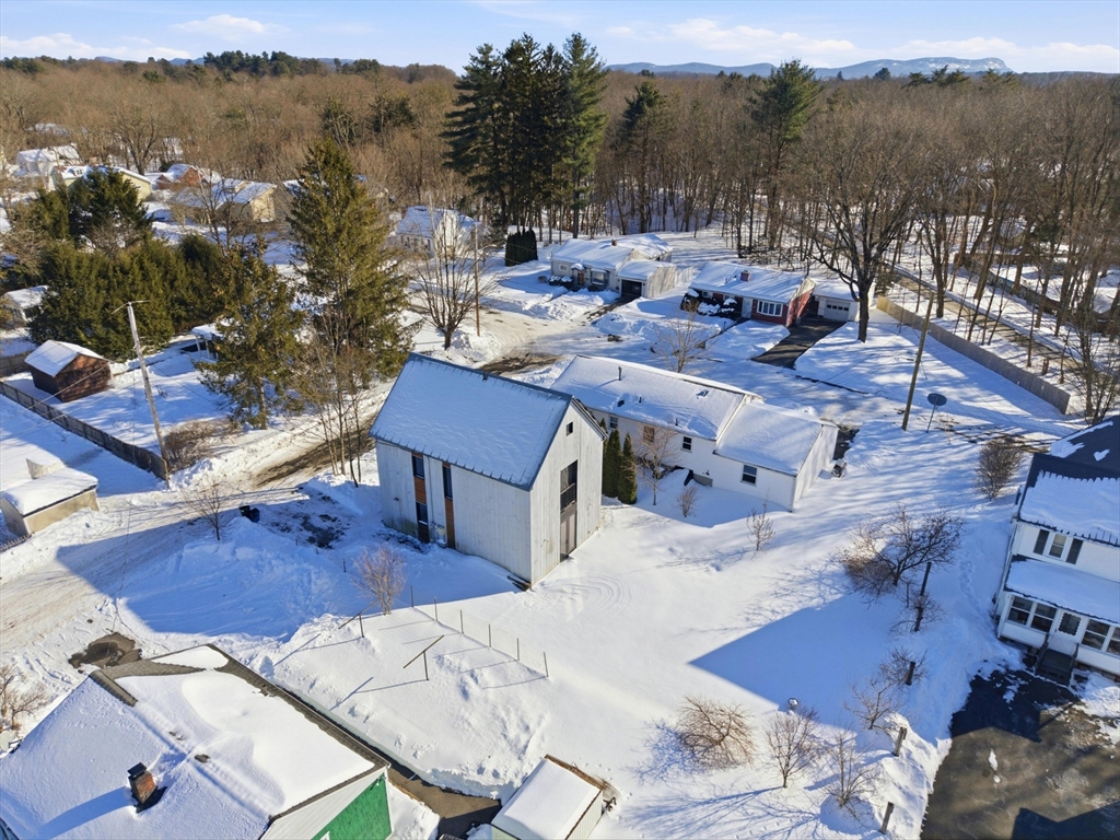 2 Juniper Place Northampton, MA 01062 - Photo 33 of 41