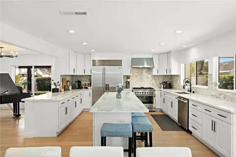 $2,549,000 | 22041 Jonesport Lane, Huntington Beach, CA 92646