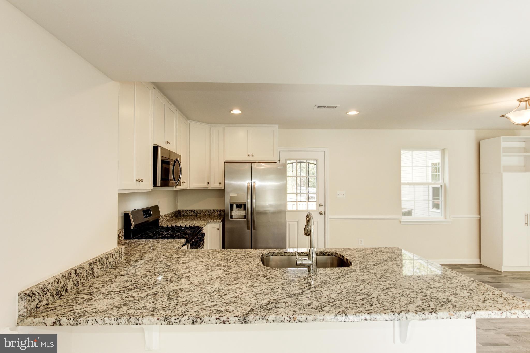 6712 Pine Grove Drive Morningside, MD 20746 - Photo 12 of 36