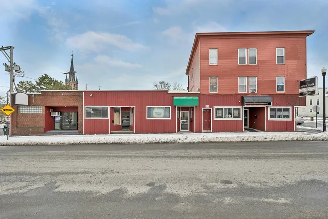 $1,499,000 | 160 Amory Street, Manchester, NH 03102