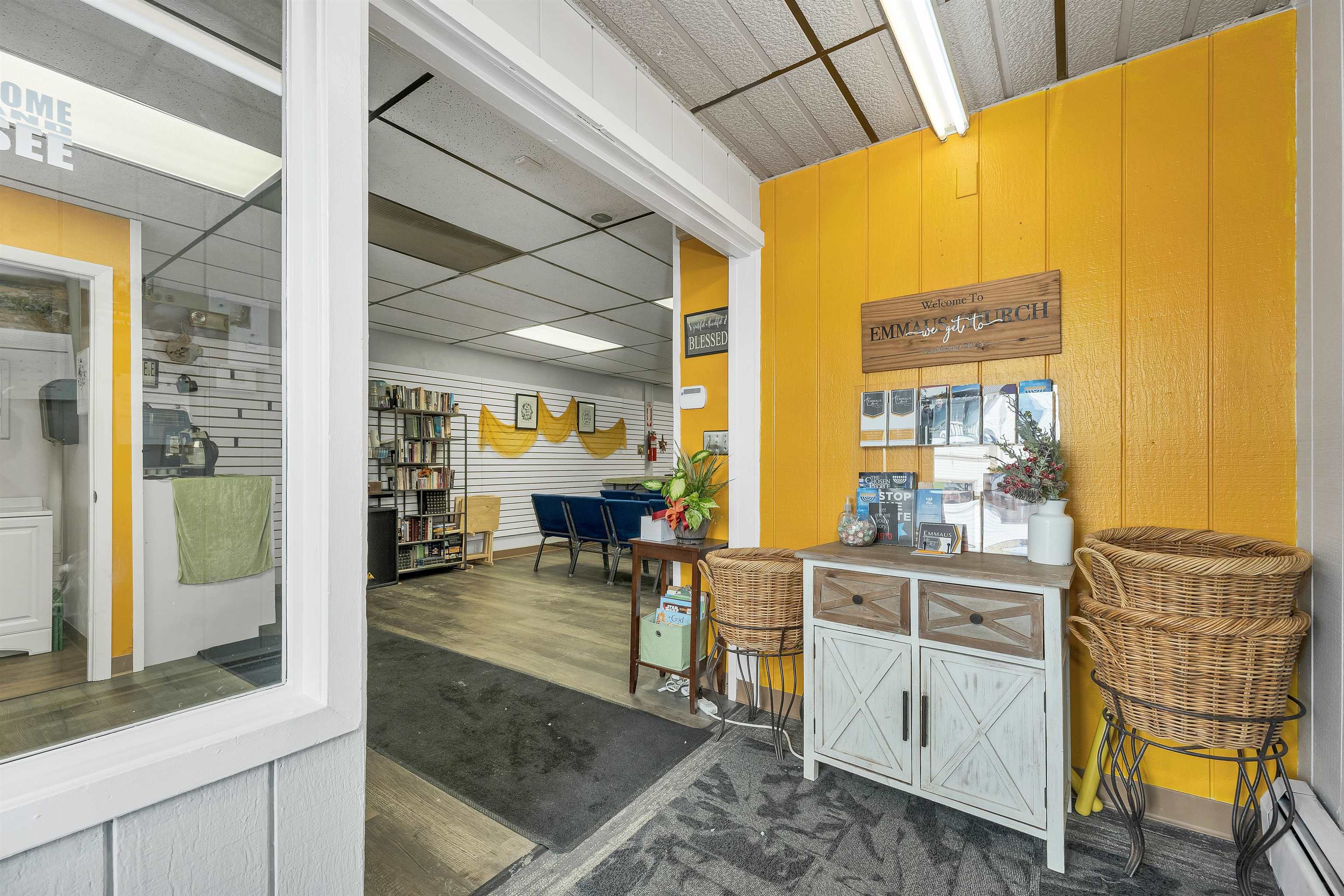 160 Amory Street Manchester, NH 03102 - Photo 11 of 14