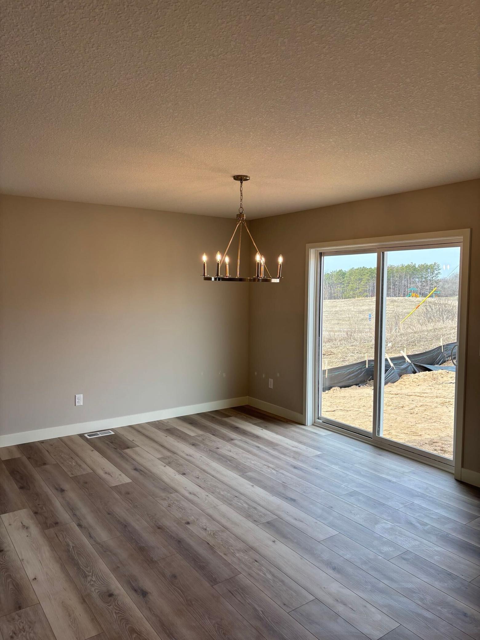 1598 76th Street West Inver Grove Heights, MN 55077 - Photo 4 of 15