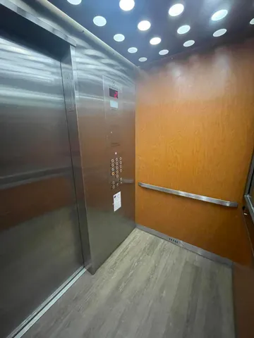 $1,850 | 880 Northeast 69th Street, Unit 2G, Miami, FL 33138