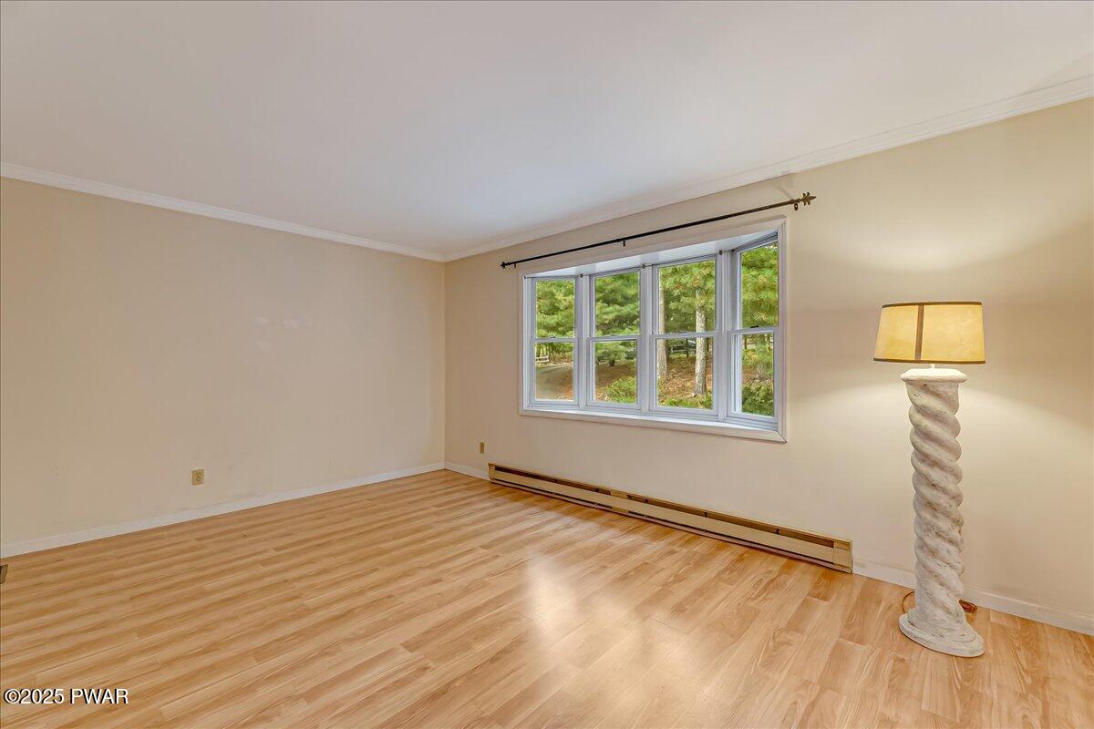 177 Meadow Ridge Acres Road Dingmans Ferry, PA 18328 - Photo 6 of 82 Living Room