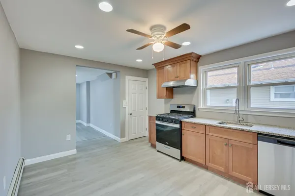 $2,900 | 36 2nd Avenue, Unit A, Port Reading, NJ 07064