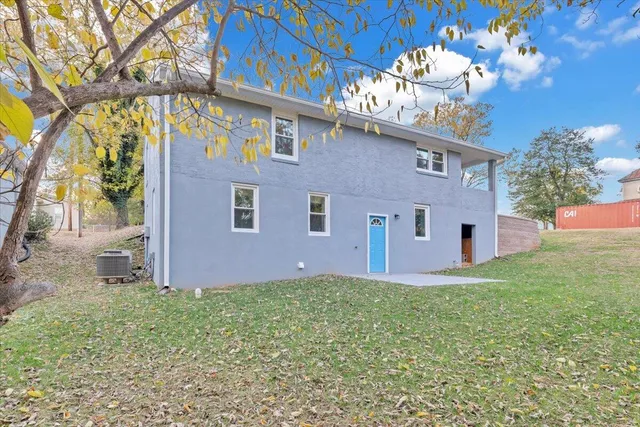 $264,900 | 515 South Street, Bedford, VA 24523