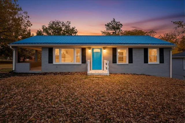 $264,900 | 515 South Street, Bedford, VA 24523