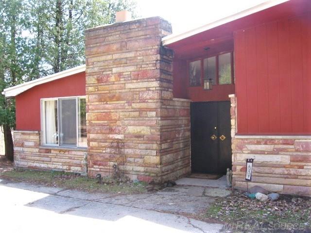 6630 Snover Road Port Sanilac, MI 48469 - Photo 2 of 44 South Side Entry