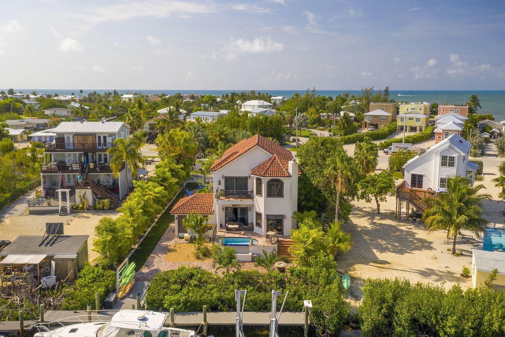 707 Sombrero Beach Road Marathon, FL 33050 - Photo 17 of 80 virtual-tour-295208-08