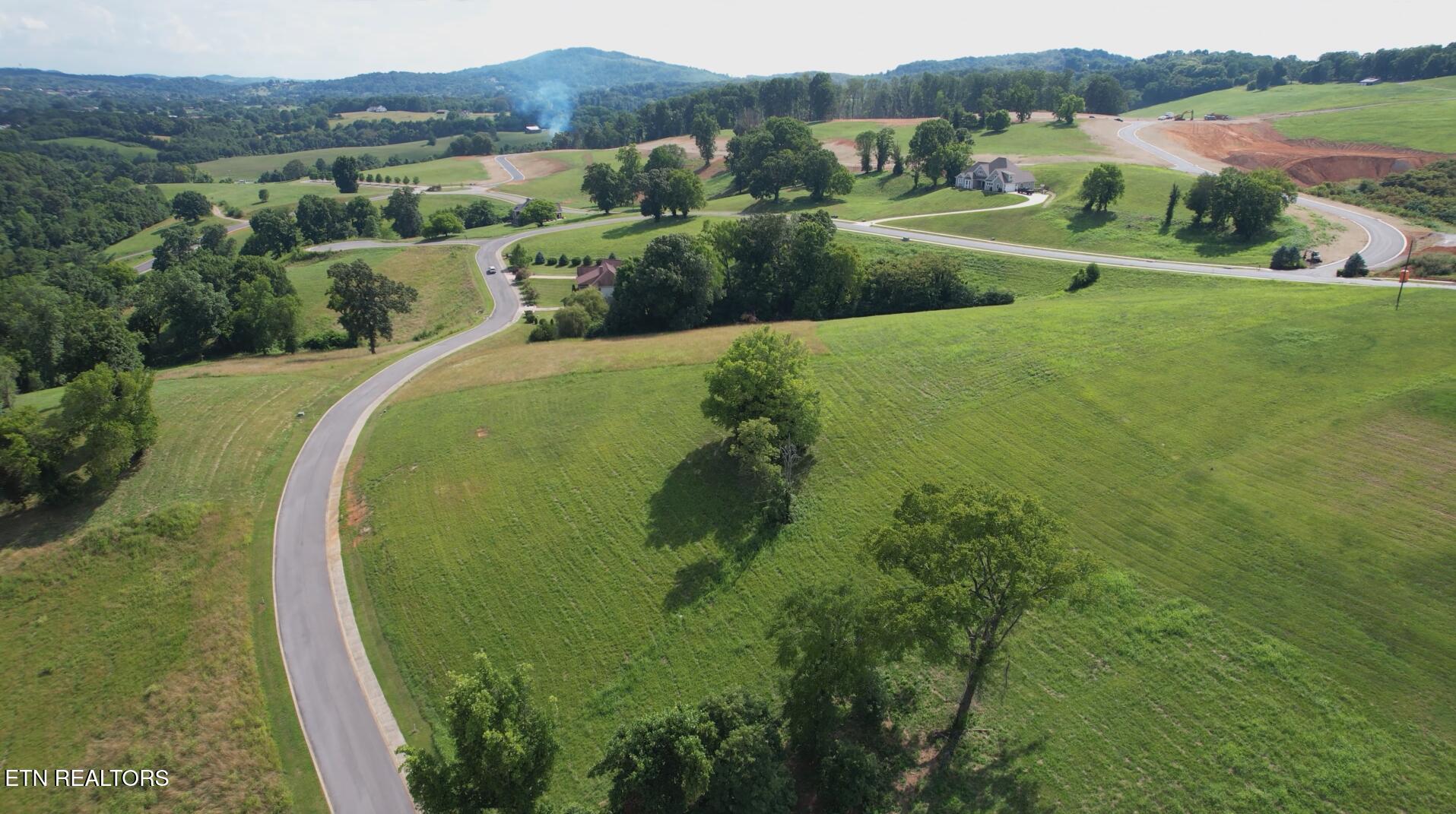 2408 Starboard Crest Road Morristown, TN 37814 - Photo 14 of 16 2408 Starboard Crest